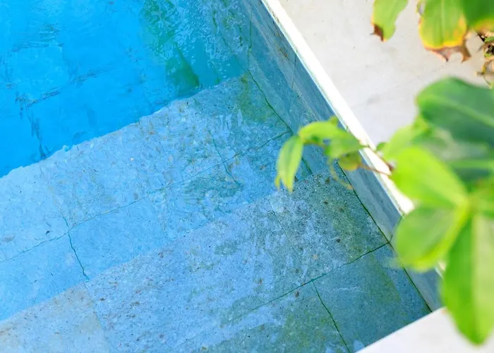 Gorgeous 2 Bed Pool Villa, Walk To Villa