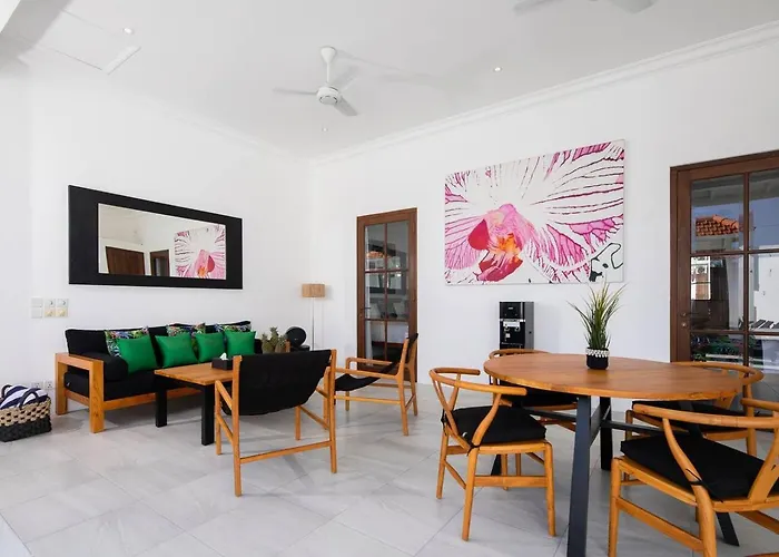 Villa Gorgeous 2 Bed Pool Villa, Walk To